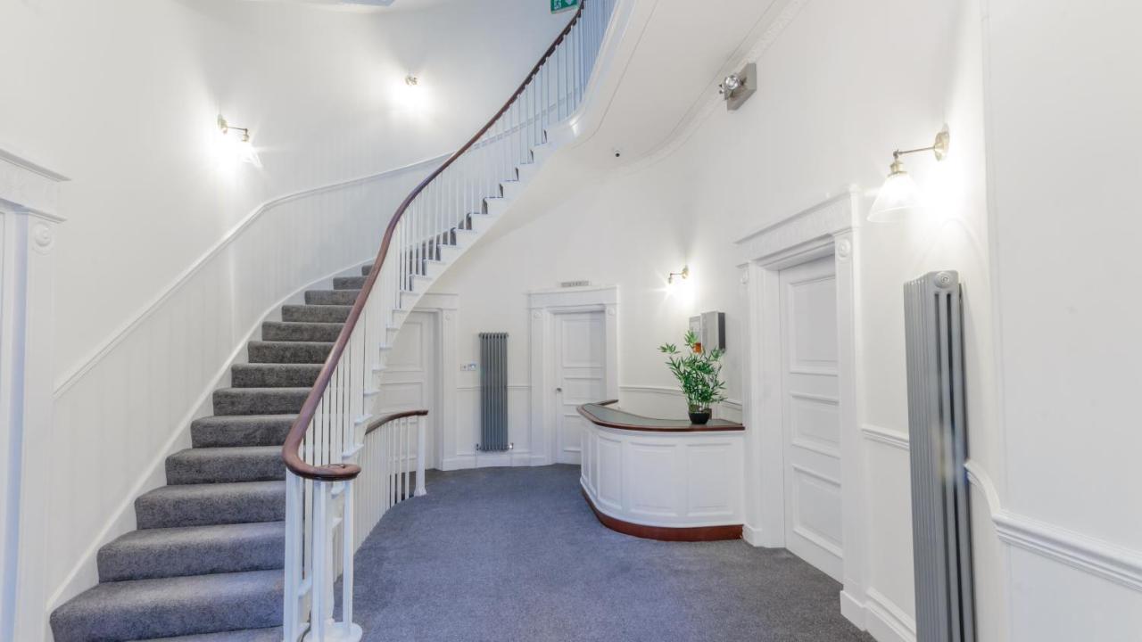 Luxury 1 Bedroom Ground Floor Apartment Plymouth Extérieur photo