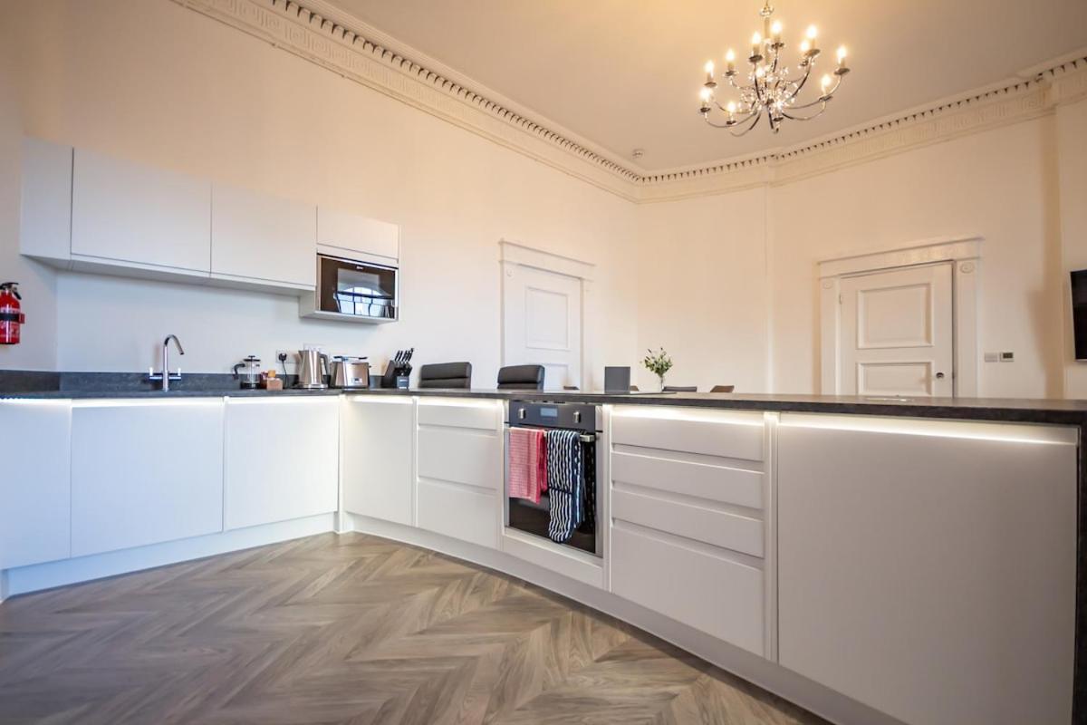 Luxury 1 Bedroom Ground Floor Apartment Plymouth Extérieur photo